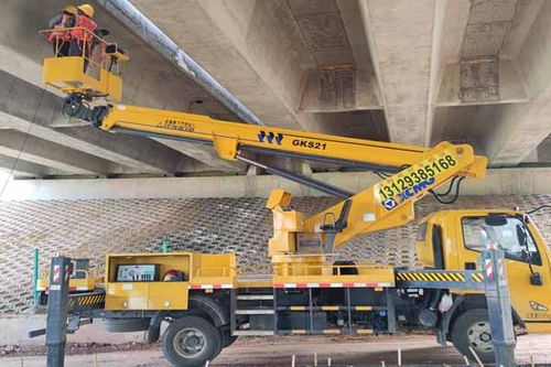 東莞東城新世界高空作業(yè)車租賃公司哪家比較好就近調車