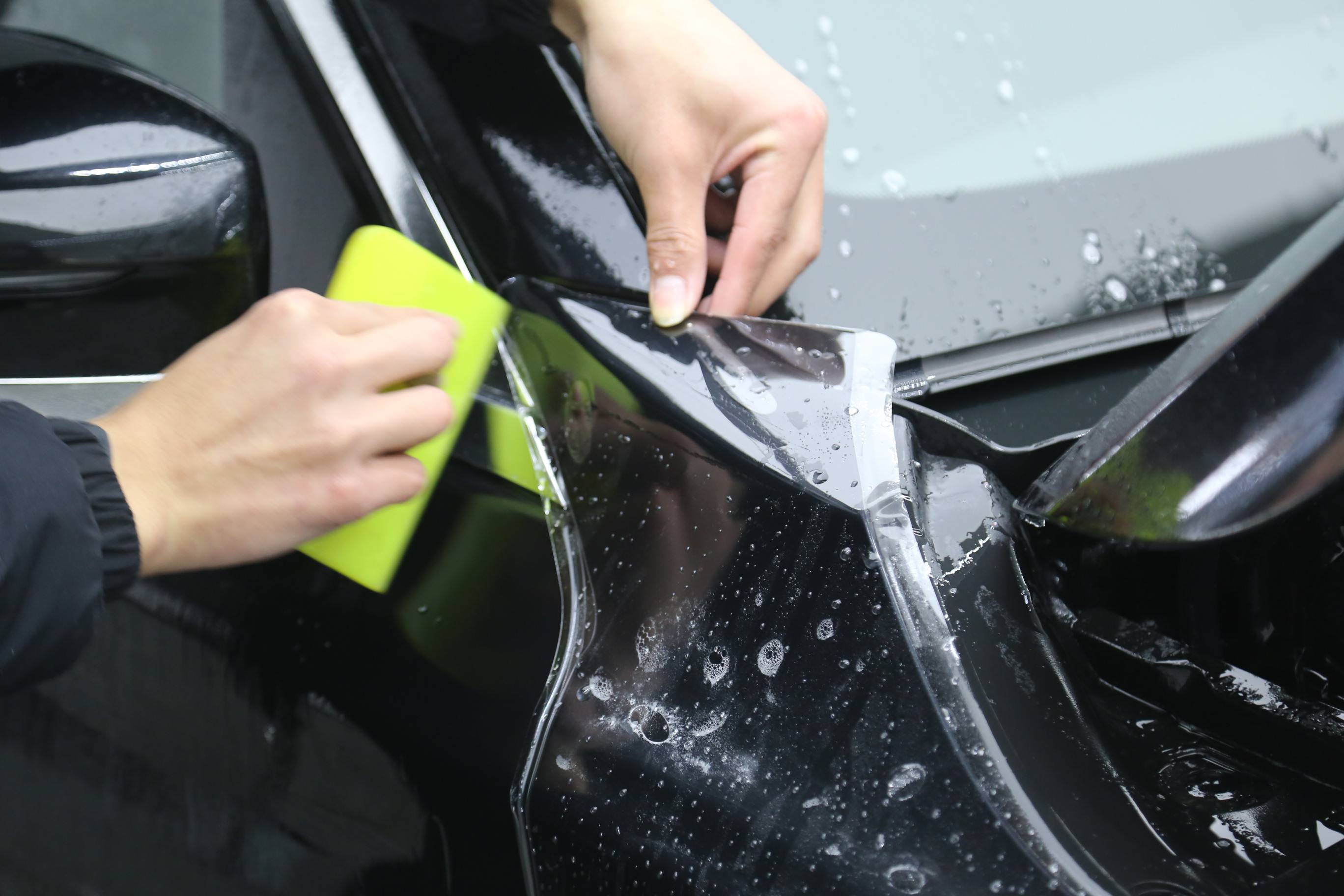 寶馬七系濟南歐瑟全車裝貼XPEL隱形車衣與機動車檢測 全面保護與合規(guī)指南